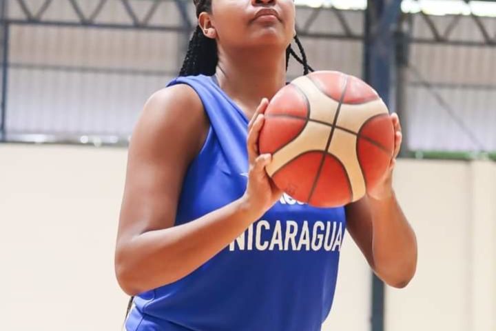 1.Selección femenina de baloncesto de Nicaragua.