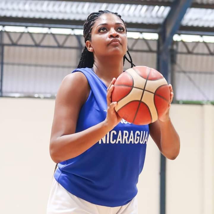 1.Selección femenina de baloncesto de Nicaragua.